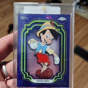 Topps Chrome Disney Purple/Green Pulsar Refactor